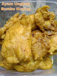 Foto resep Ayam Ungkep Bumbu Kuning