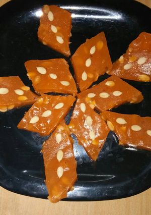 A picture of Karachi Barfi.