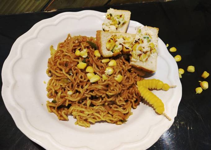 Recipe of Any-night-of-the-week Spaghetti with marinara sauce with cheese corn toast