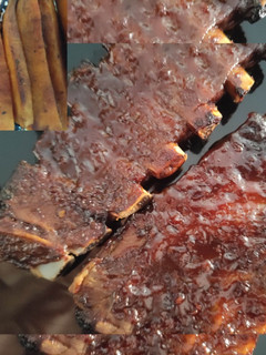 Una foto de Costillar de Cerdo Asado a Baja Temperatura en Papillote a la Barbacoa