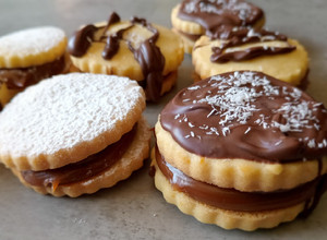 Una foto de Alfajores de masa sablé