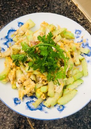 Hình của món Bầu xúc hột vịt.