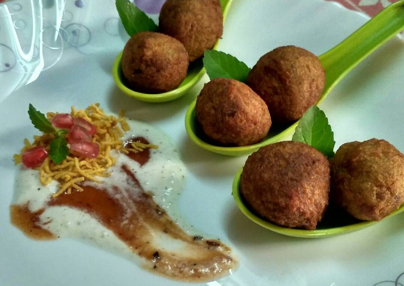 Healthy kamalkakdi fritters