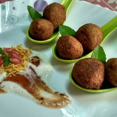 Healthy kamalkakdi fritters A picture of Healthy kamalkakdi fritters.