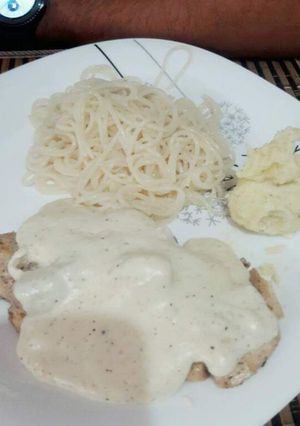 A picture of Creamy steak.