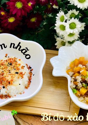 Hình của món Cơm nhão rắc gia vị- bí đỏ xào thịt heo bằm.