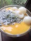 Smoothie mangga with longan