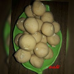 A picture of Laddu.