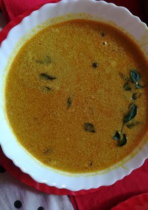 A picture of Meen curry.