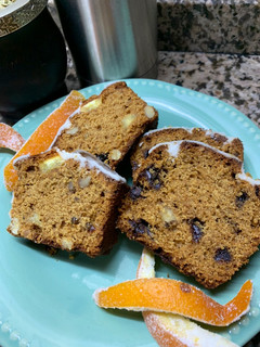 Una foto de Budín integral naranja