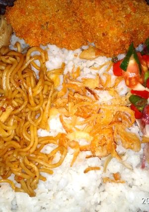 Foto resep Nasi uduk sambal matah