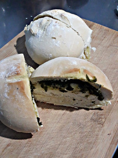 Una foto de Pan de campo relleno