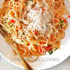 A picture of Spaghetti Aglio E Olio.