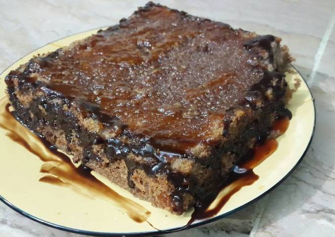 Easiest Way to Prepare Quick Sweet Caramel  Chocolate Cake