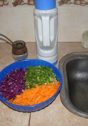 Una foto de Ensalada Crocante tricolor