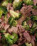 Bistec de res con brócoli "fácil y delicioso"