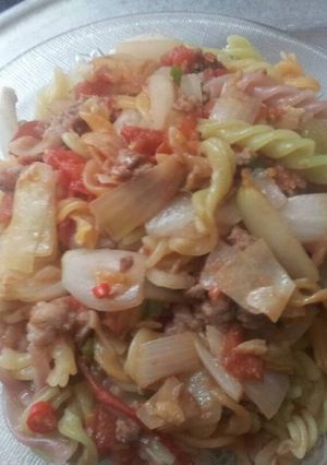 Hình của món Nui xào thập cẩm.