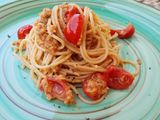 Spaghetti integrali pomodorini e tonno