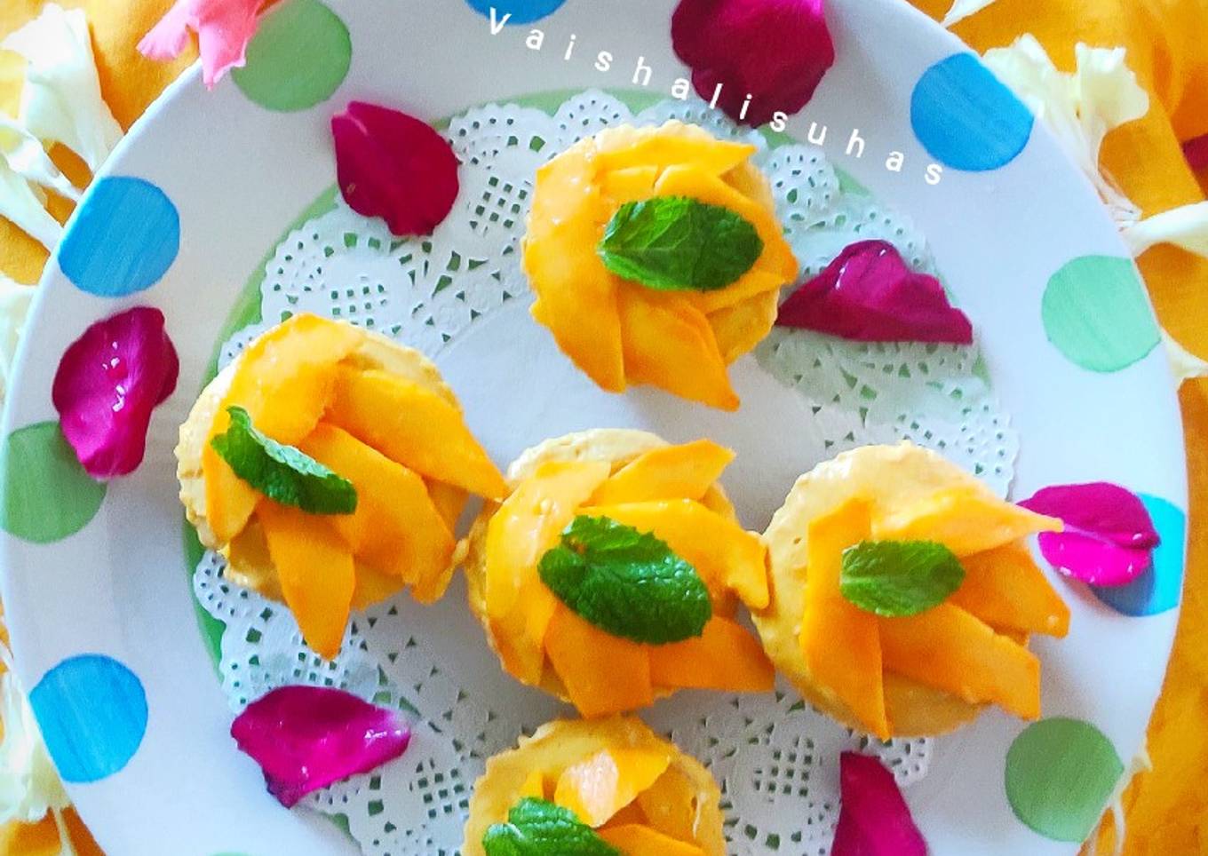Mango Granola Cheesecake Cups