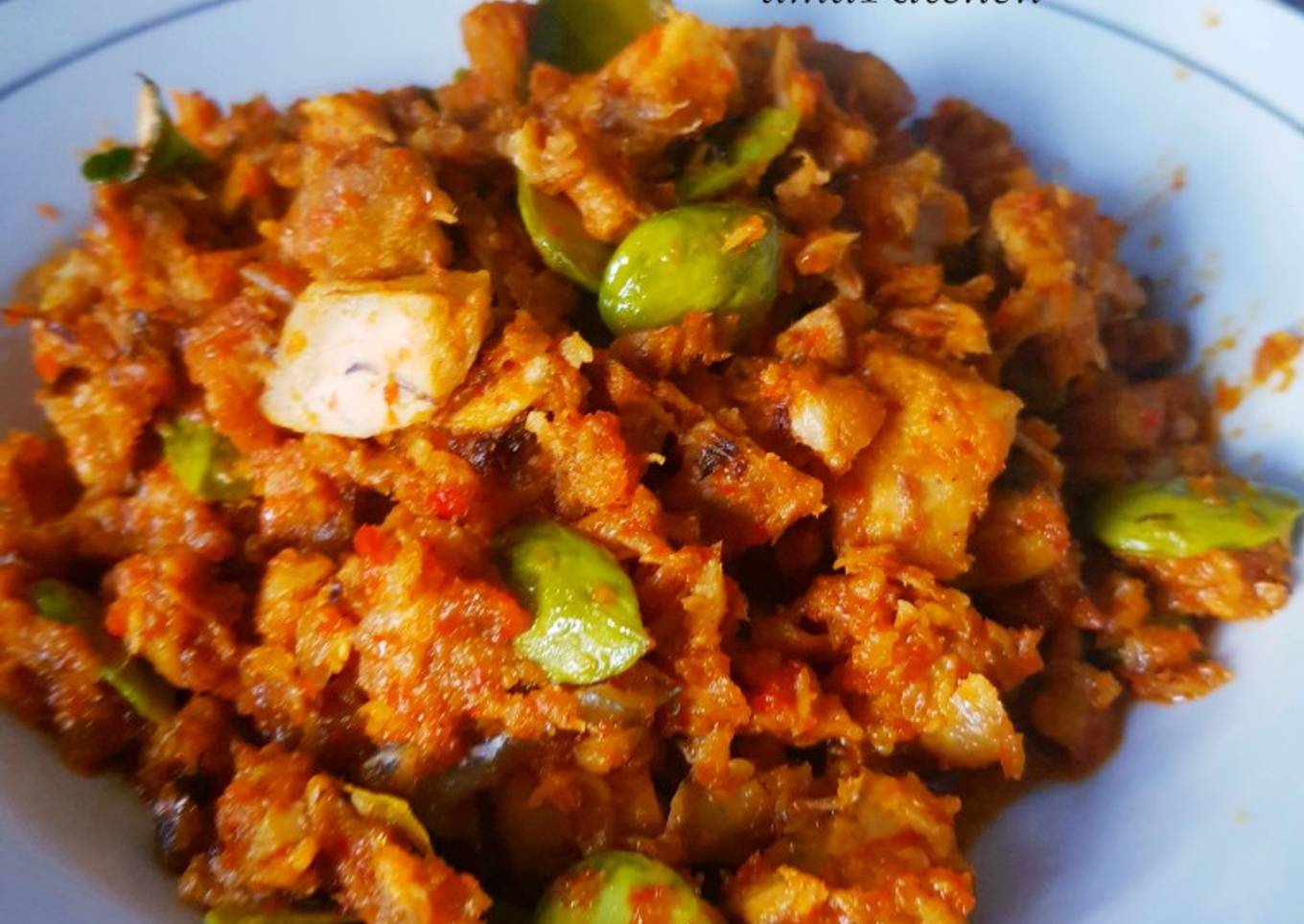 Tuna suwir rica pete