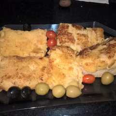 Una foto de Macarrones con queso asados en plancha o parilla