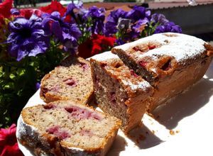 Foto di Plumcake Alle Fragole, Noci E Limone