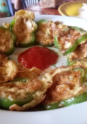 รูปของ พริกหวานล้อมไข่