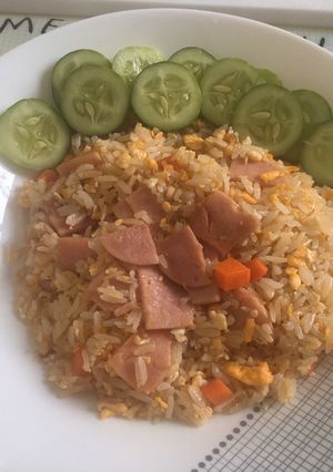 รูปของ ข้าวผัดแฮม ง่ายมากๆ