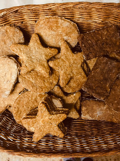 Una foto de Galletitas al horno sin azúcar de vainilla /esencia de panettone y galletitas de chocolate/naranja