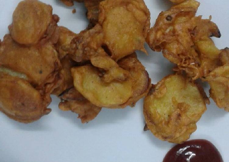 Recipe of Speedy Crispy and Spicy Pakode