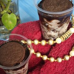 A picture of Oreo pudding dessert box.