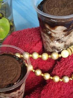 A picture of Oreo pudding dessert box.