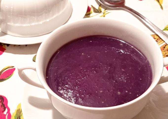 Ricetta di Premiato Vellutata di cavolo cappuccio viola