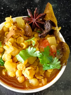 लौकी चना दाल (lauki chana dal recipe in Hindi) रेसिपी मुख्य फोटो