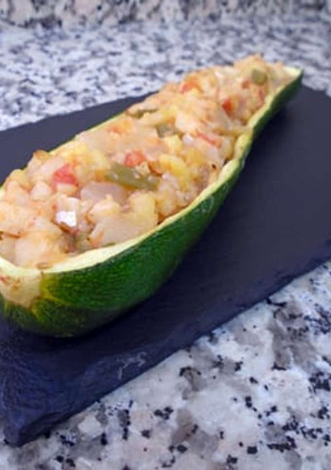 Una foto de Calabacines rellenos de bacalao
