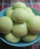 Bánh bao sữa dừa lá dứa