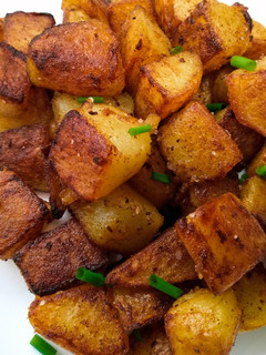 A picture of Home fries.