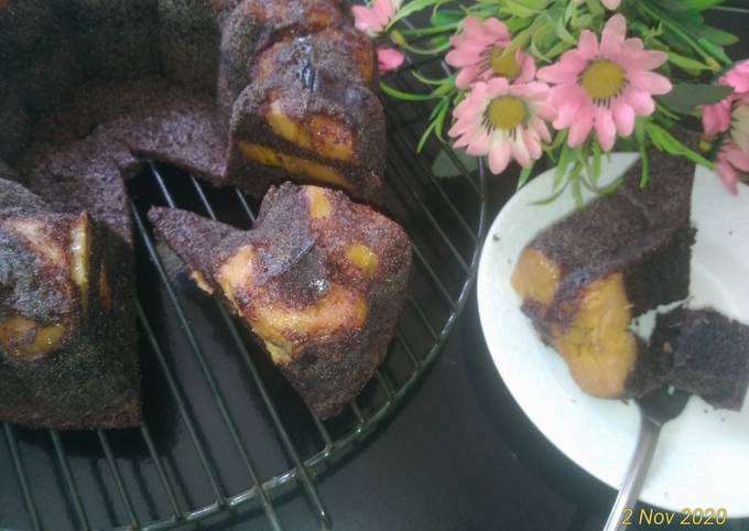 *12_Bolu Ketan Hitam Dengan Pisang Nangka