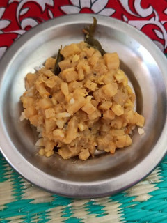 வாழைத்தண்டு பொரியல்(valaithandu poriyal recipe in tamil) செய்முறை முக்கிய புகைப்படம்