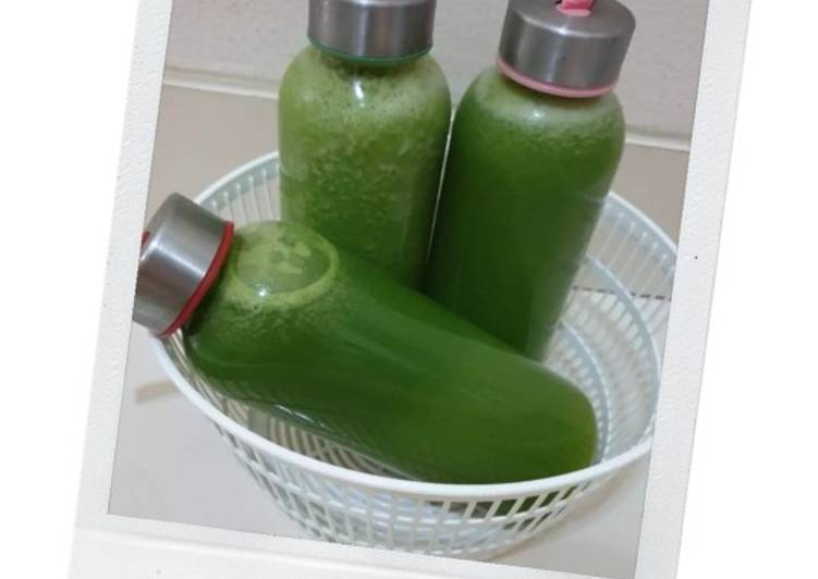 Langkah Mudah untuk Membuat Kale Pressed Juice (Tanpa Rasa Sayur) 💕 yang Lezat Sekali