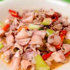 A picture of Tumis Cumi-cumi Simple.