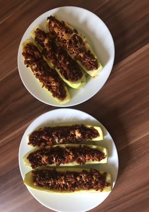 Töltött cukkini recept fotója