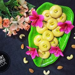 A picture of Instant Milk Malai Peda.