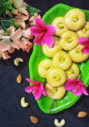 A picture of Instant Milk Malai Peda.