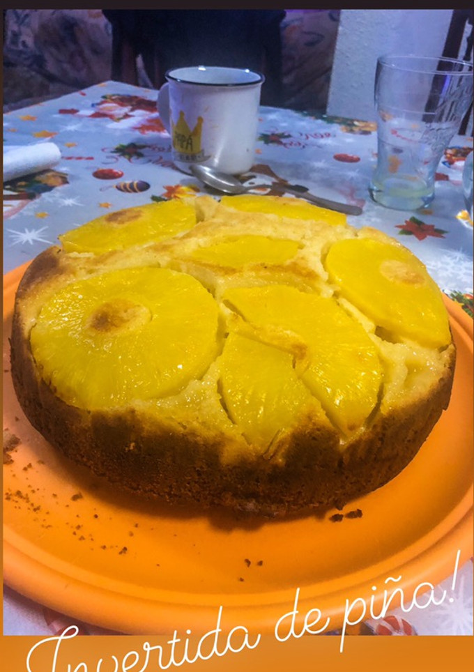 Una foto de Torta invertida de piña🍍