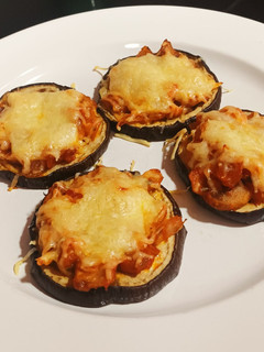 Una foto de Berenjenas gratinadas al horno
