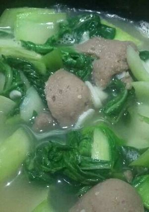 Foto resep Sayur Pokcoy Bakso Sapi Sederhana