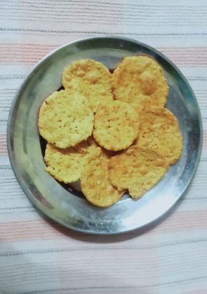 A picture of Besan papdi.