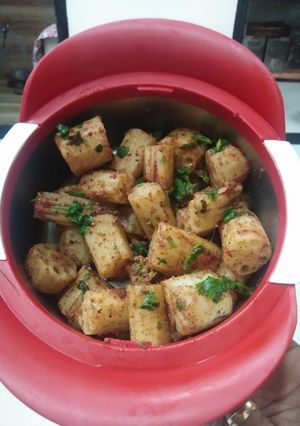 A picture of Masala Kamal kakdi.