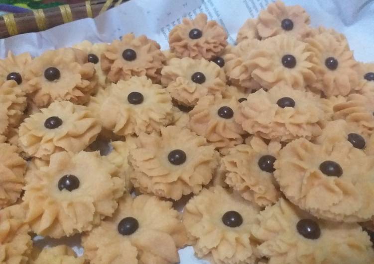 Kue kering semprit chocochip